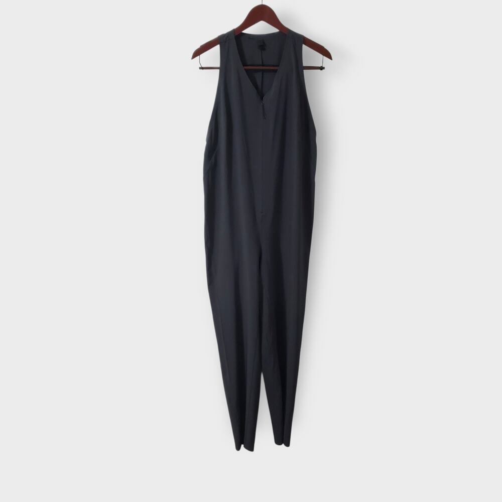 Lululemon LAB Vindur One Piece Graphite Grey SIZE ? Modern Athleisure Casual